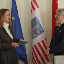 Átvette mandátumát hivatalunkban Óbuda-Békásmegyer új képviselője, Boda Nikoletta